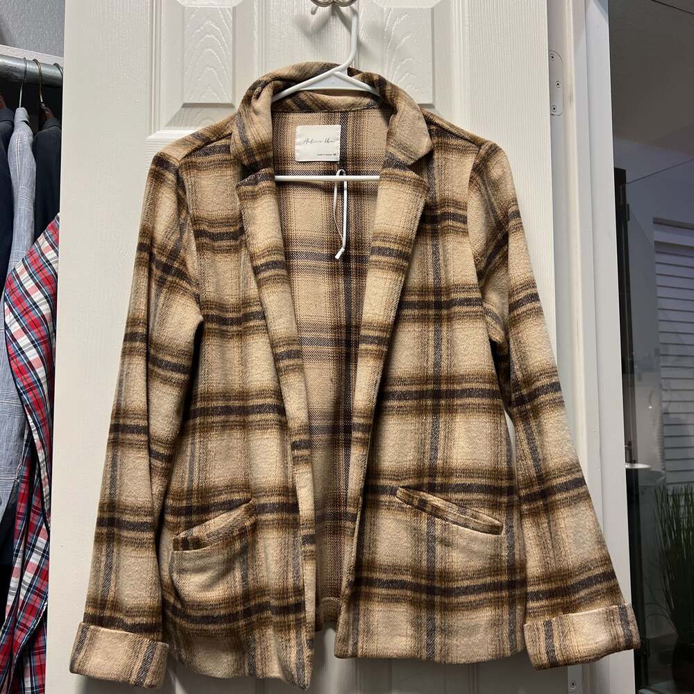 Taupe Plaid Blazer – STYLE HOUSE Boutique,